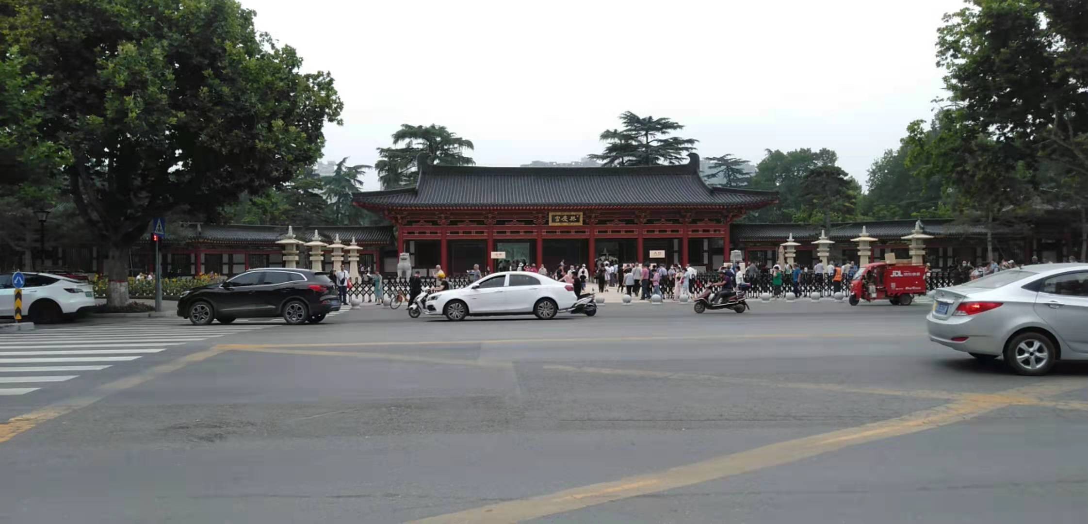 兴庆宫公园改造后还有游乐场吗,兴庆宫公园改造可以进去吗