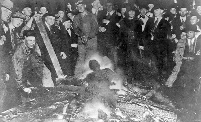 球场上种族歧视怎么处罚,球场上呼吁不要种族歧视