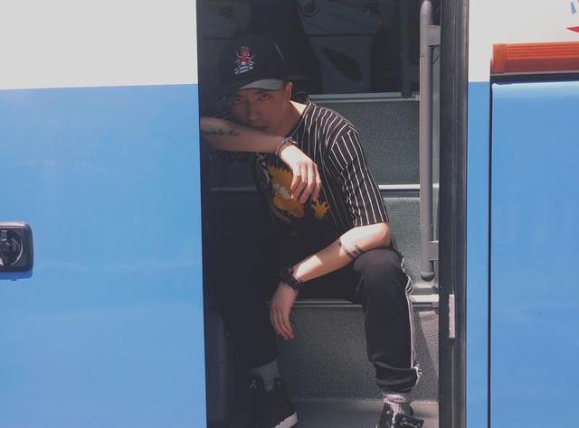 jonyj霸气不用外露中国有嘻哈,jonyj风格说唱