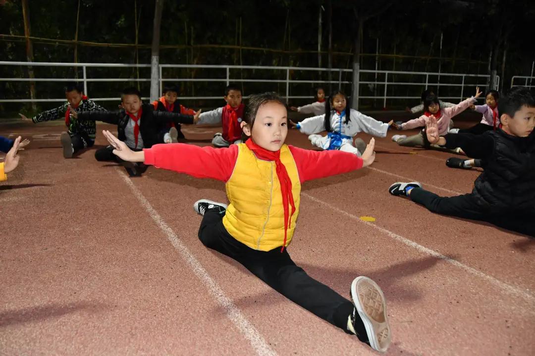 双减“泉”行动|育贤小学全心育人为你点亮