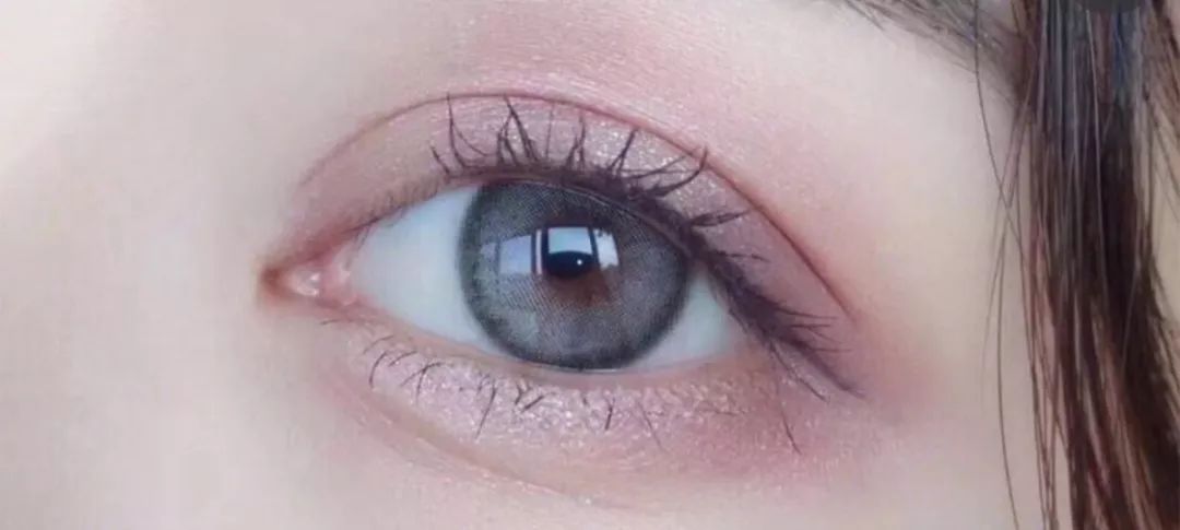 哪有那么多混血，全靠仙瞳招摇撞骗~