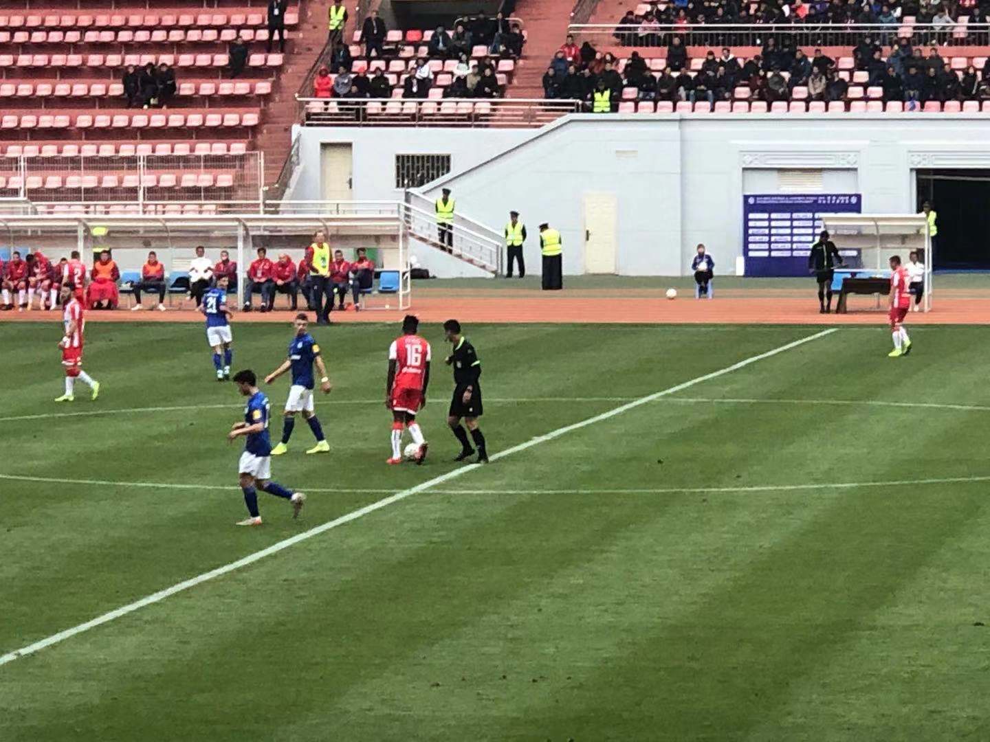 七彩云南国际足球邀请赛在昆明揭幕:红星和沙尔克04上演进球大战