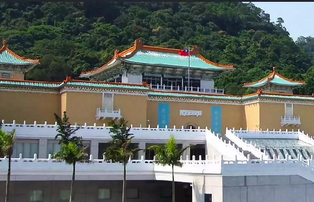 12月成都出发白菜价机票大全,4月机票低至99元