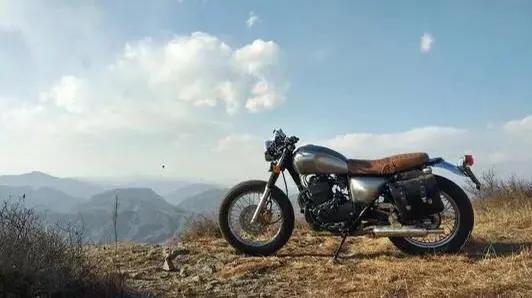 cyclone400复古摩托车,雅马哈复古摩托车sr400价格