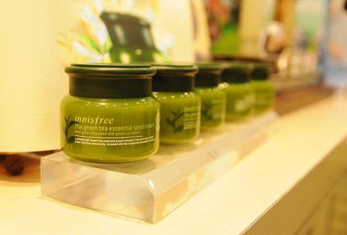 日本的护肤品为什么比国产的便宜,日本护肤品韩国护肤品