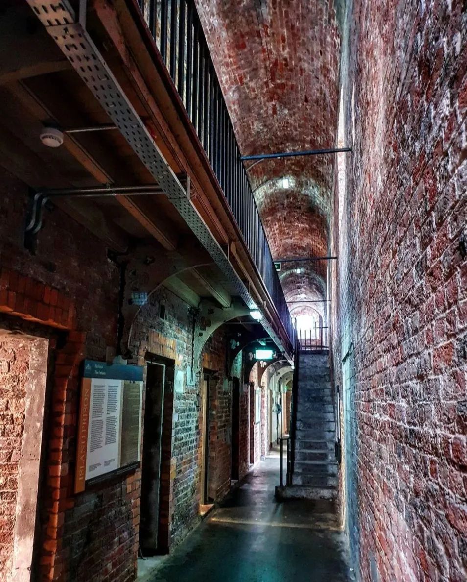 科夫明斯基,科夫krakow