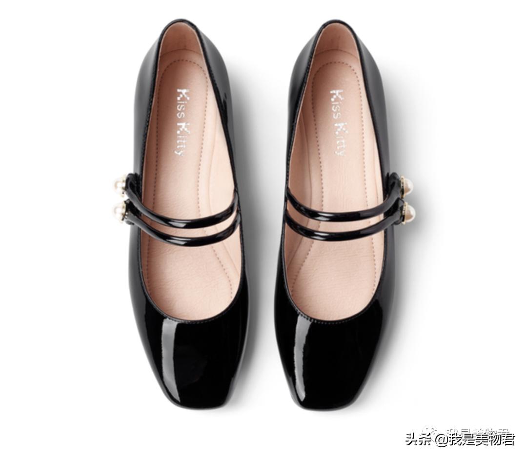 复古玛丽珍轻奢名媛风鞋子,复古风玛丽珍鞋穿搭