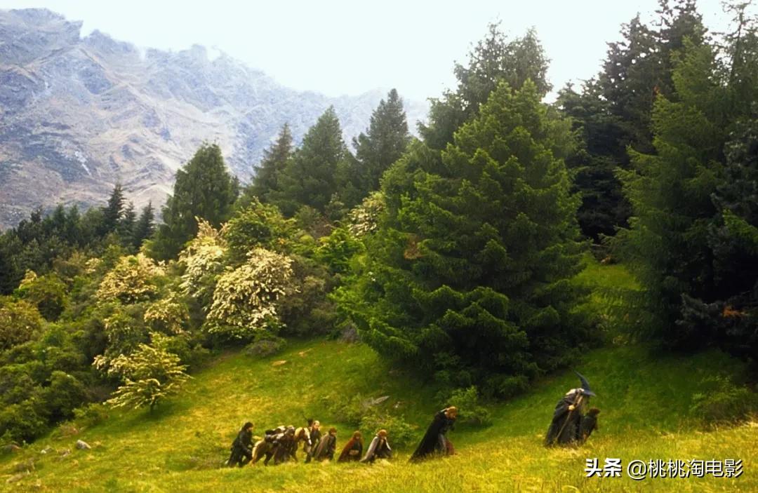 相隔20年的指环王再现荧幕,20年前的指环王依旧是魔幻电影