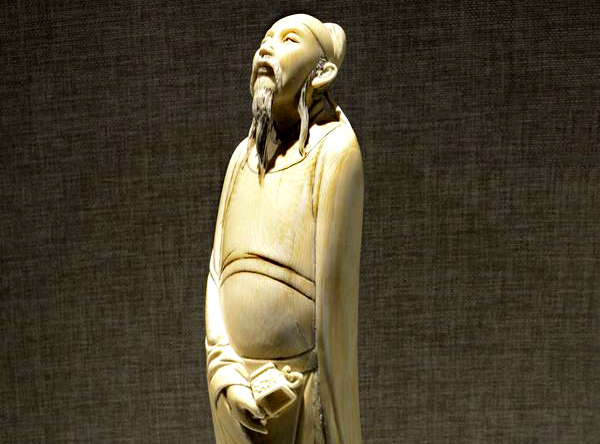 唐诗闲读：“我当二十不得意，一心愁谢如枯兰”