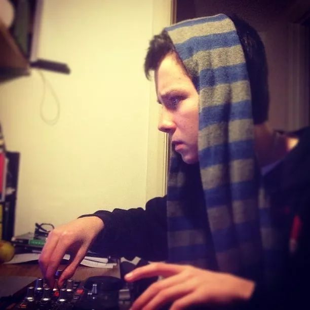 伦敦f4年龄,伦敦f4哈利波特