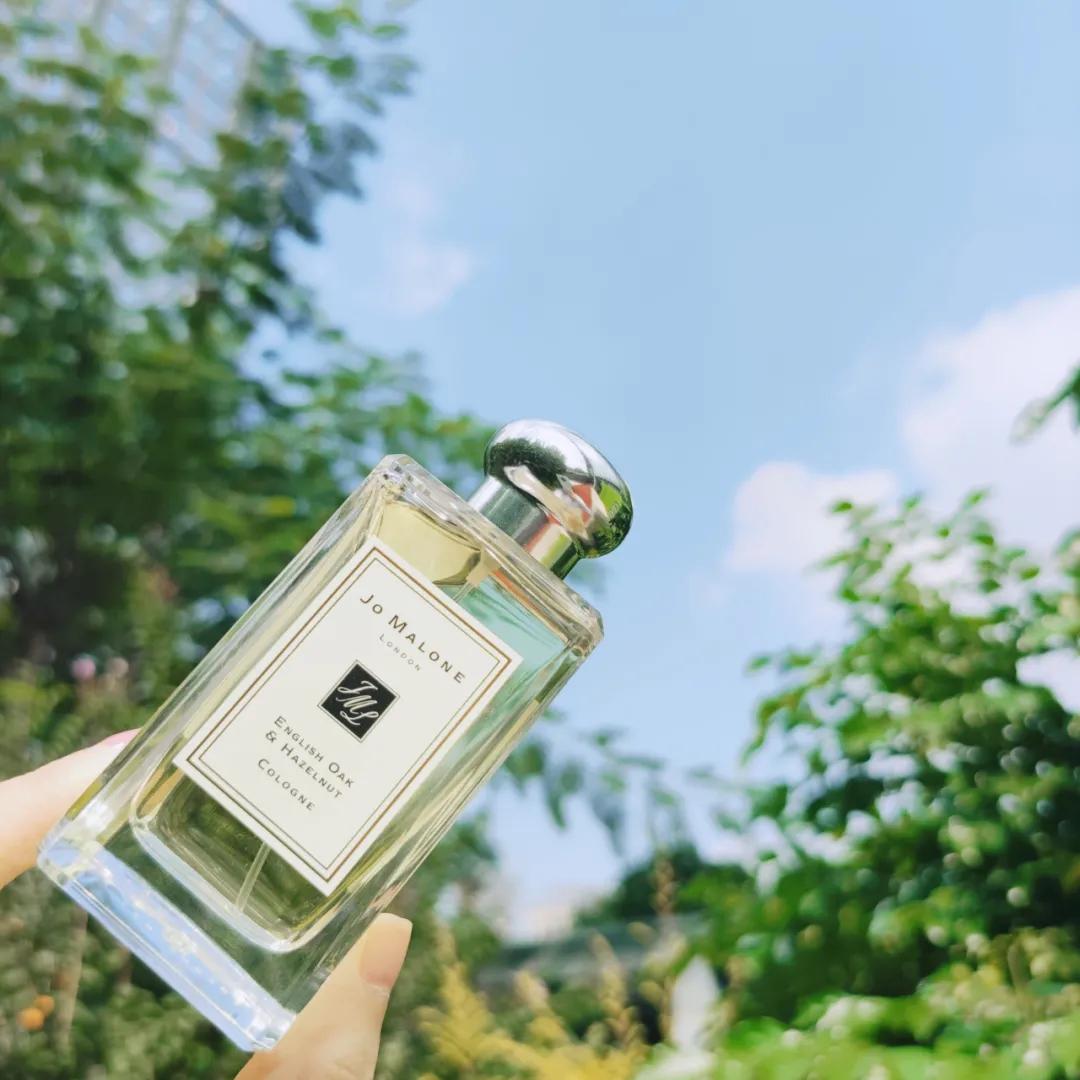 谁是你秋冬本命香？新入TF白麝香、阿玛尼挚爱红瓶、宝格丽夜幽