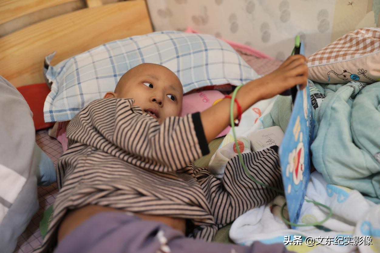 我来自河北，是个财迷，因为对我来说，钱就是命