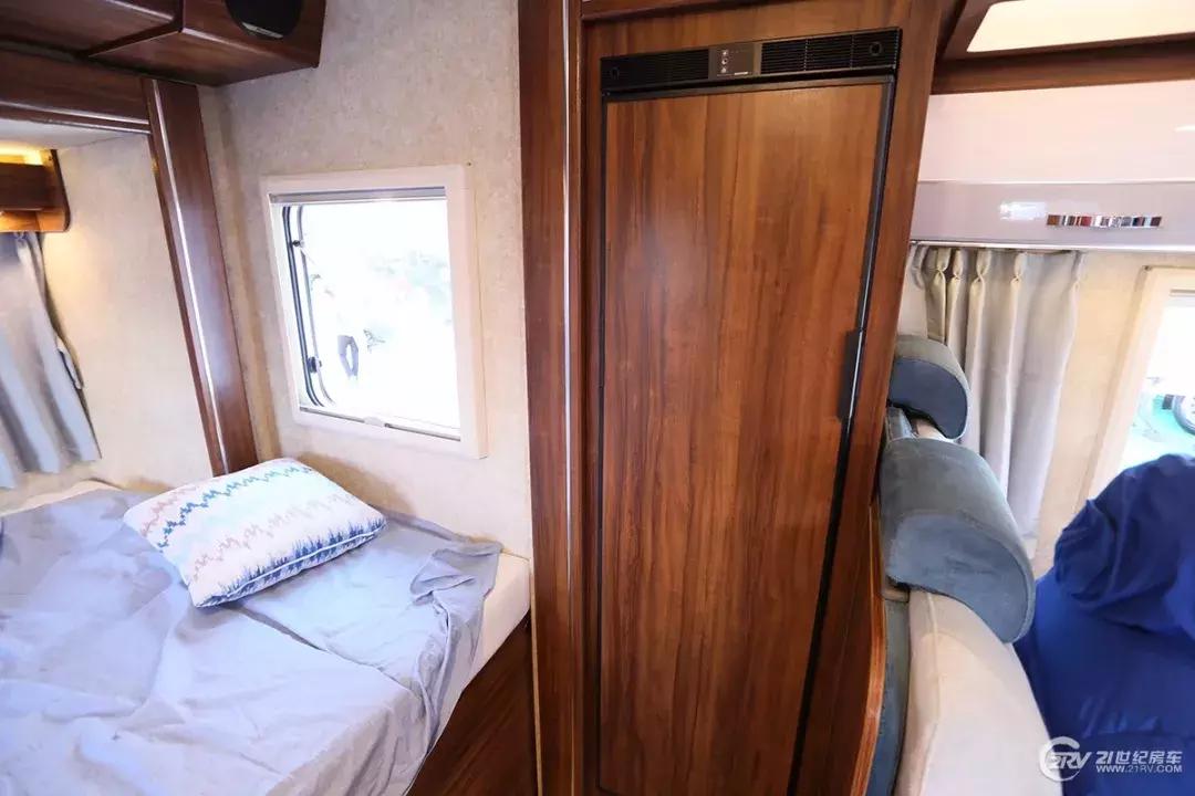 6万到8万的自动挡房车推荐,家用自动挡房车20-30万6人