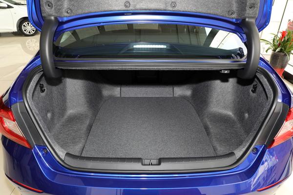 本田雅阁怎么样值不值得入手,全新本田雅阁值得买吗