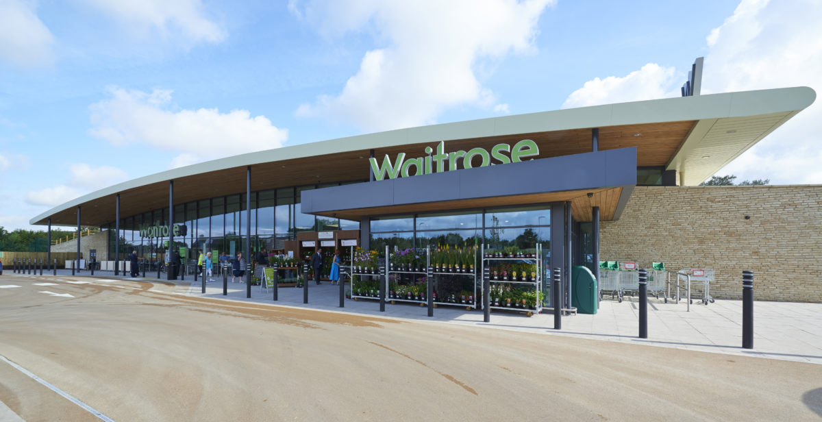 英国的大型购物超市,英国玛莎超市购物