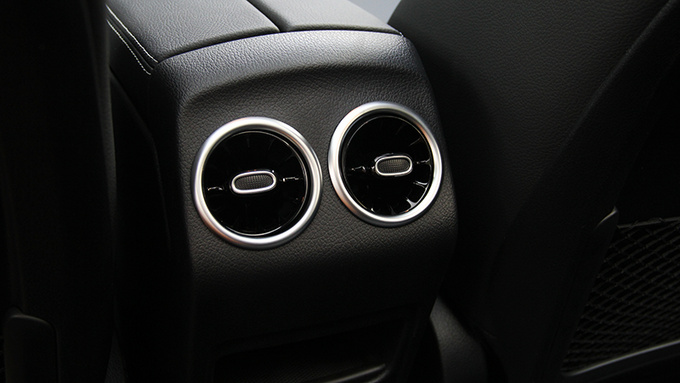 奔驰gla200百公里加速,2016奔驰gla200动力测评