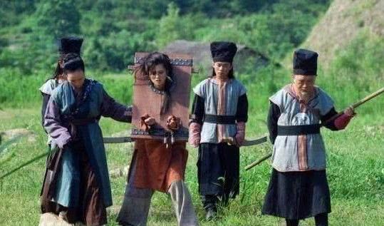 古代女子监狱的看守,我国女子监狱的真实生活