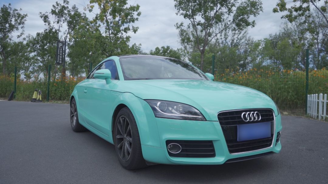 动力强劲外观拉风，15万四个圈能圆跑车梦