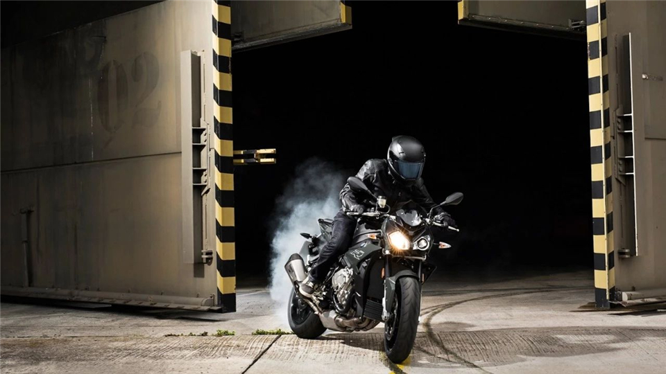 扮猪吃虎飙车,扮猪吃老虎跑车系列