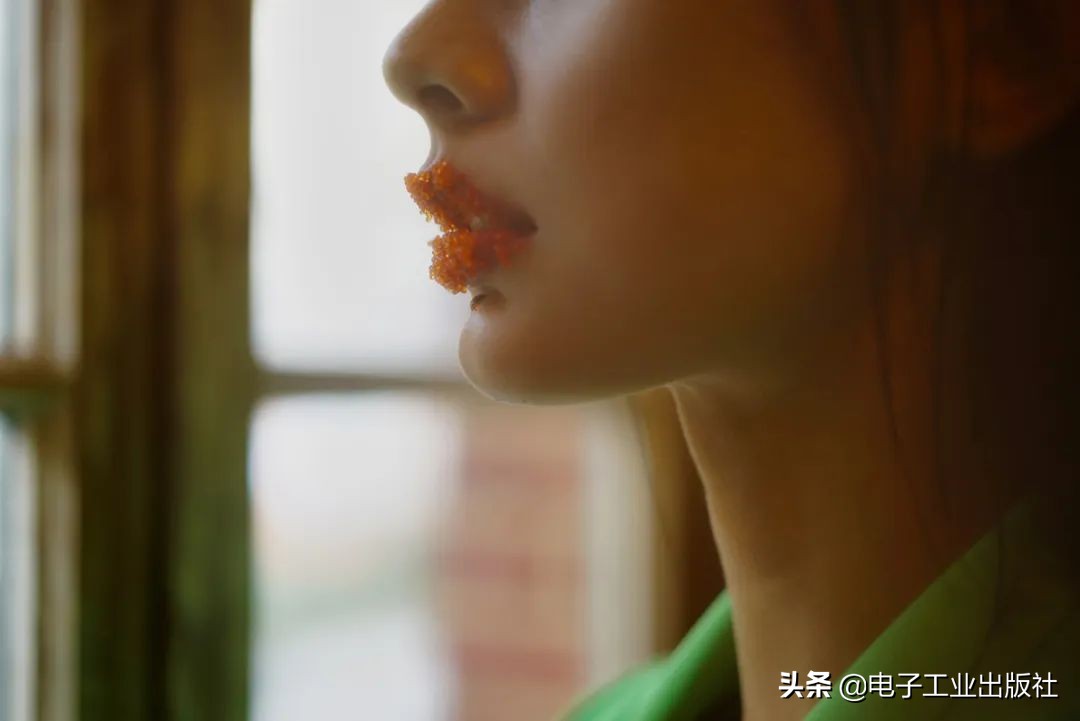 简单复古高级感写真,又纯又撩人的复古风文艺写真