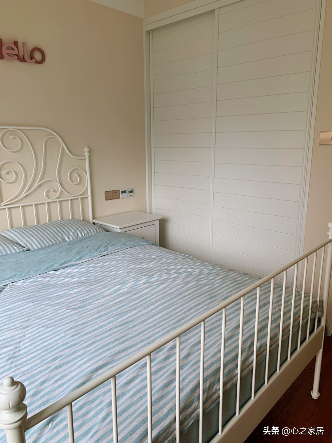 85平方二室一厅背景墙,85寸电视背景墙设计不嵌入