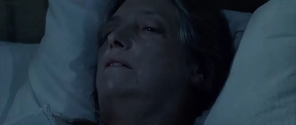 这部严重被低估的“情色”小说，我们需要重新解读它