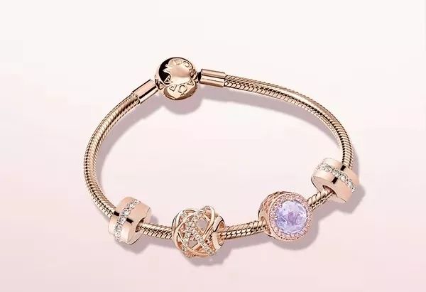 女友生日礼物,女友生日礼物实用高级