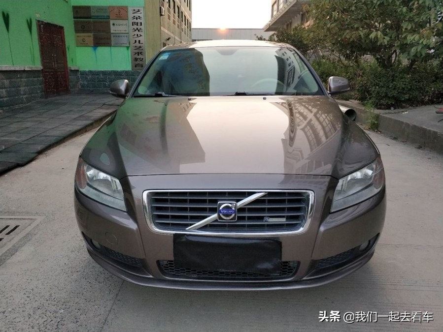 09年沃尔沃s80l报废多少钱,09年沃尔沃s80l换防冻液怎么排气