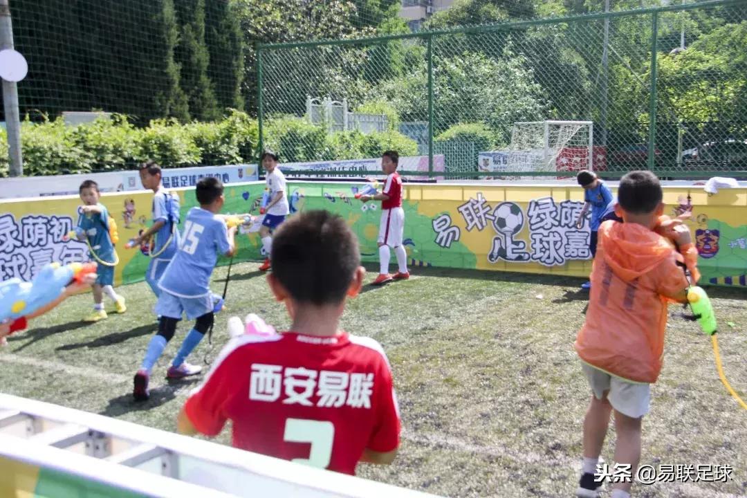 足协杯跨年挑战赛,欢乐冰雪足球节,2019元旦,我们这么过!