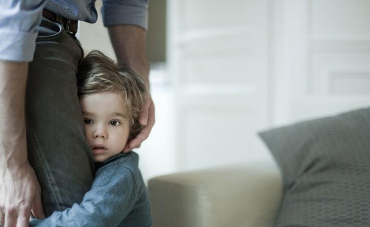 男孩胆小该怎么教育孩子,如何让孩子改掉胆小懦弱的心理