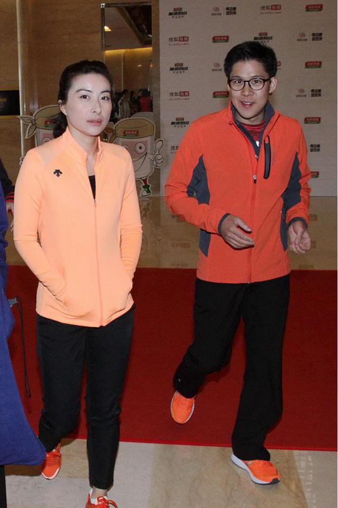 郭晶晶在香港迎接奥运代表团,郭晶晶将赴东京奥运是谁邀请吗