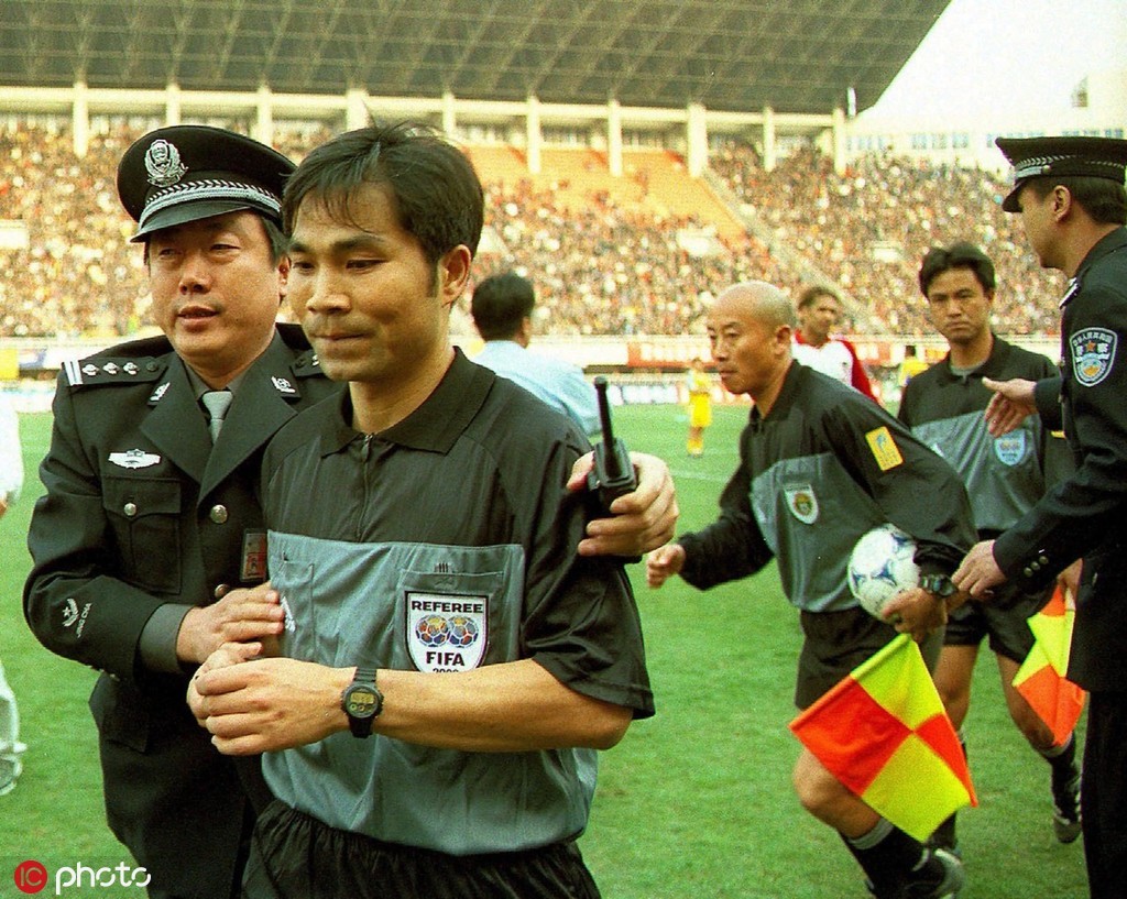 圣朱雀体育场完整版,圣朱雀几年没办足球赛了