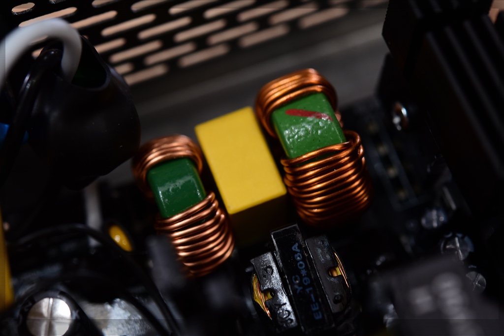 爱国者es650什么电容,爱国者yogo电源es650