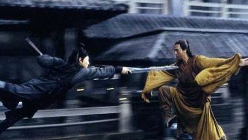 甄子丹李连杰历史对决视频,甄子丹与李连杰身体差距很大