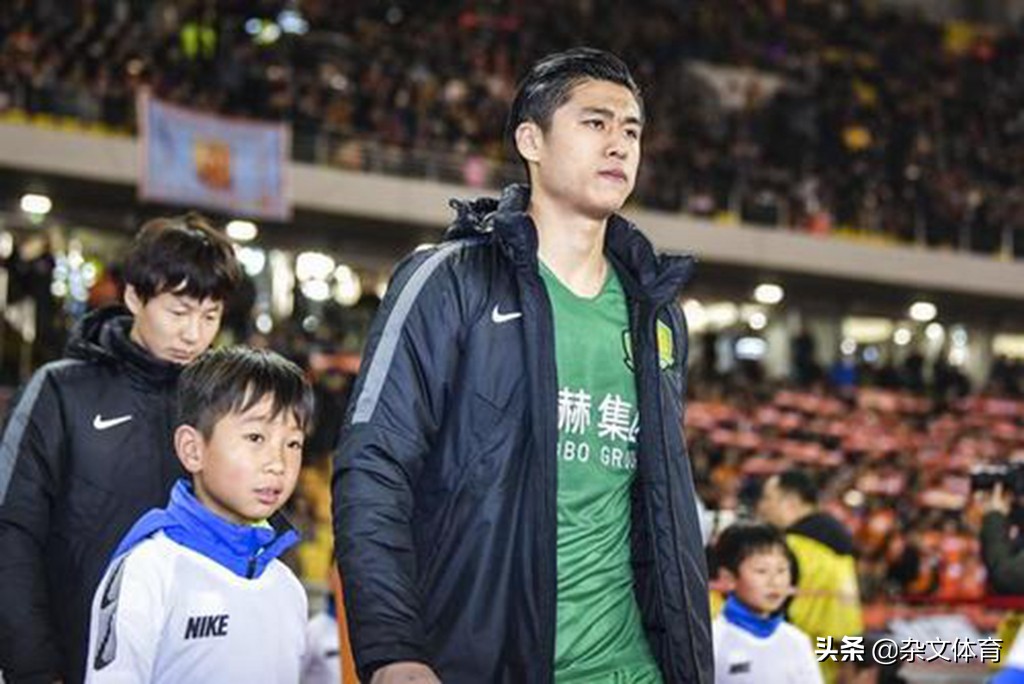 23岁新星国足,23岁成为职业足球运动员