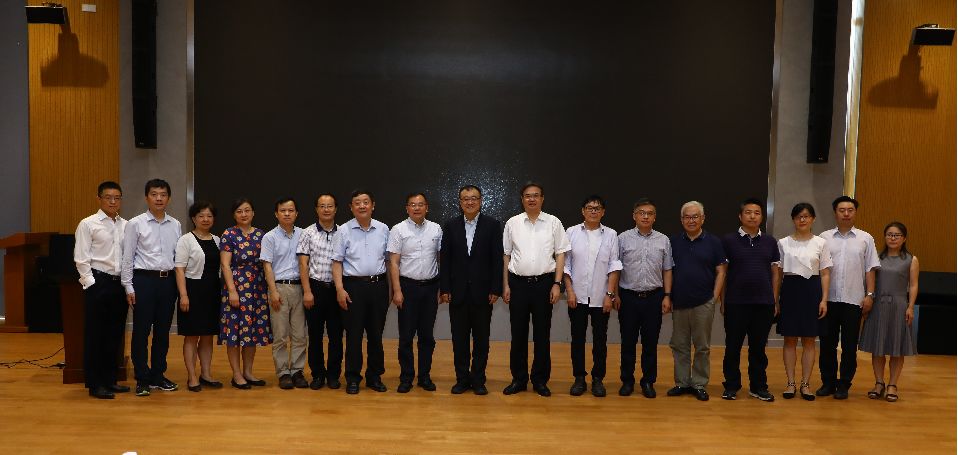 清华张钹院士,清华大学人工智能研究院院长张钹