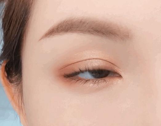 睫毛根部比较硬怎么画眼线,保姆级教程睫毛