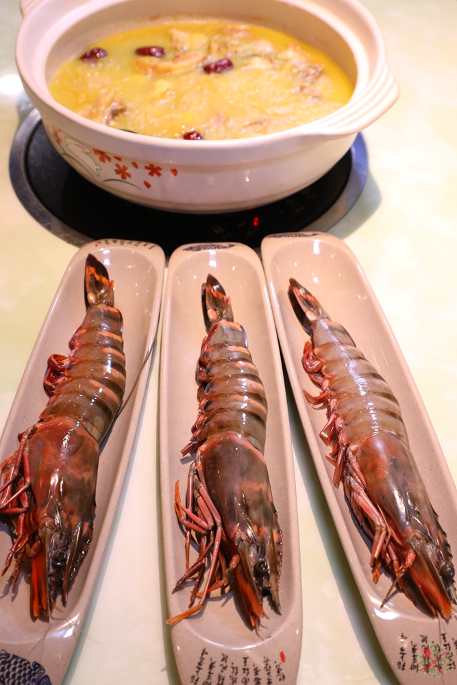 100元鲍汁佛跳墙,鲜伴正宗金汤佛跳墙