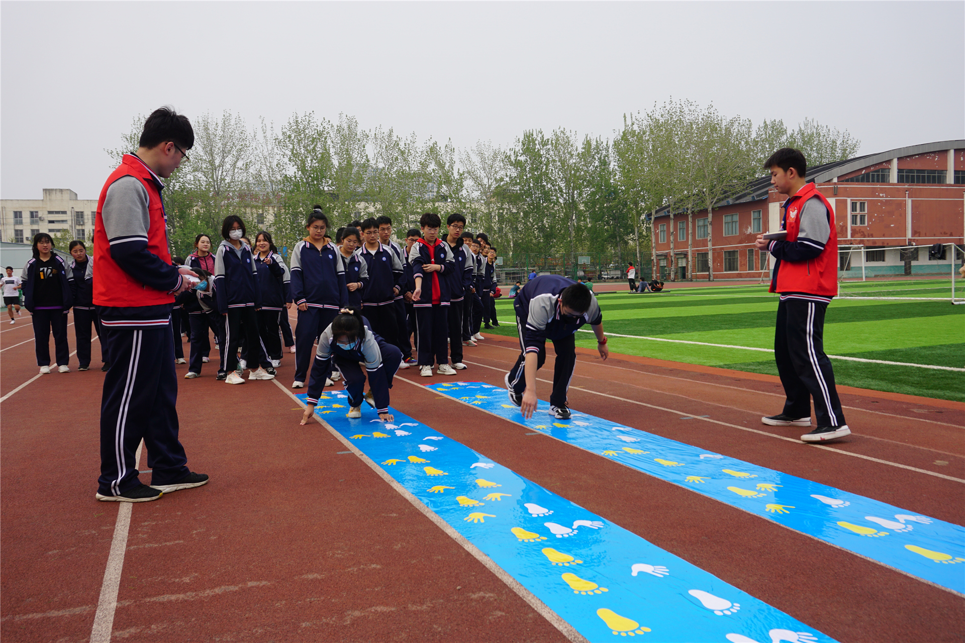 中考生看过来，来这里成就最好的自我——选择临沂三中，无悔一生