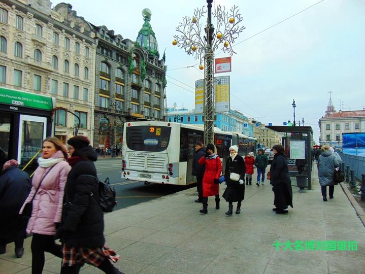 领略俄罗斯涅瓦河异域风情,俄罗斯圣彼得堡的涅瓦大街