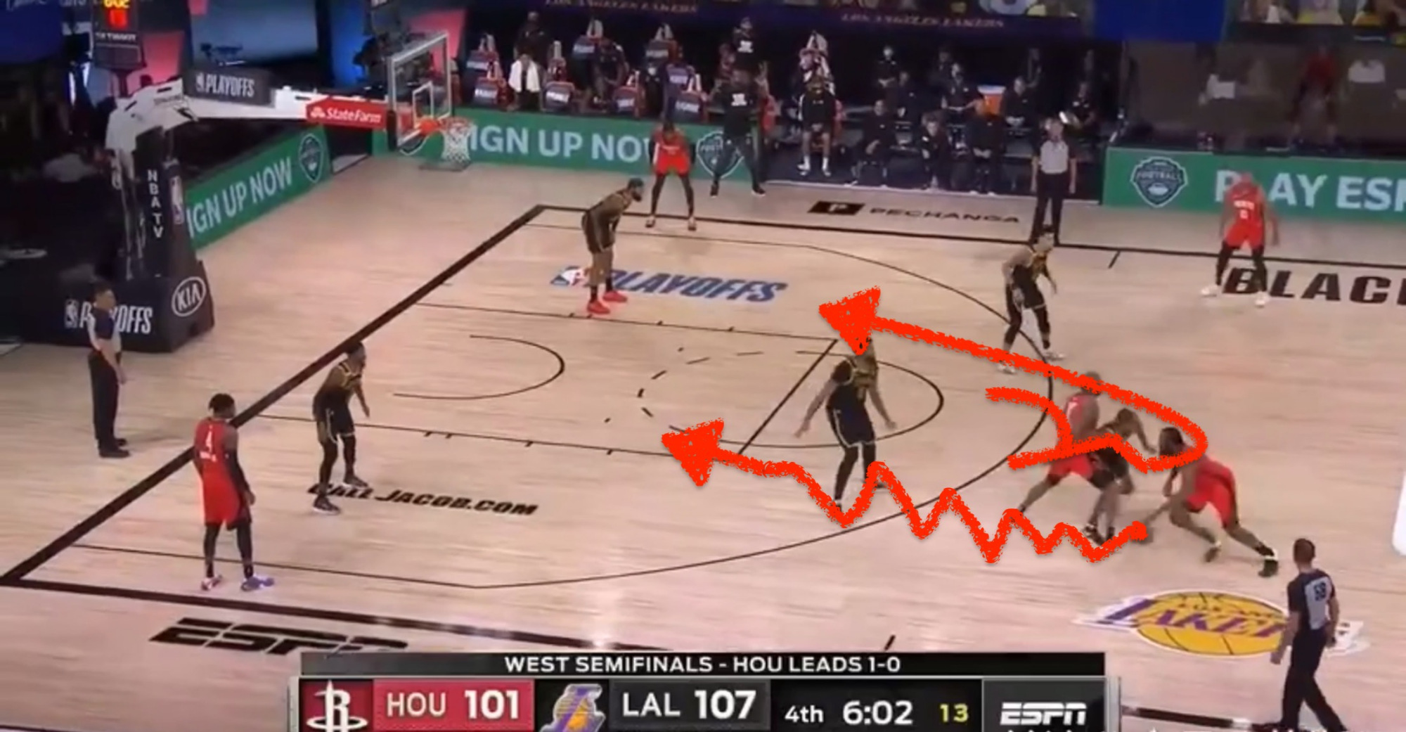 火箭边线球战术被隆多识破,亲自指挥詹姆斯和浓眉完成破解