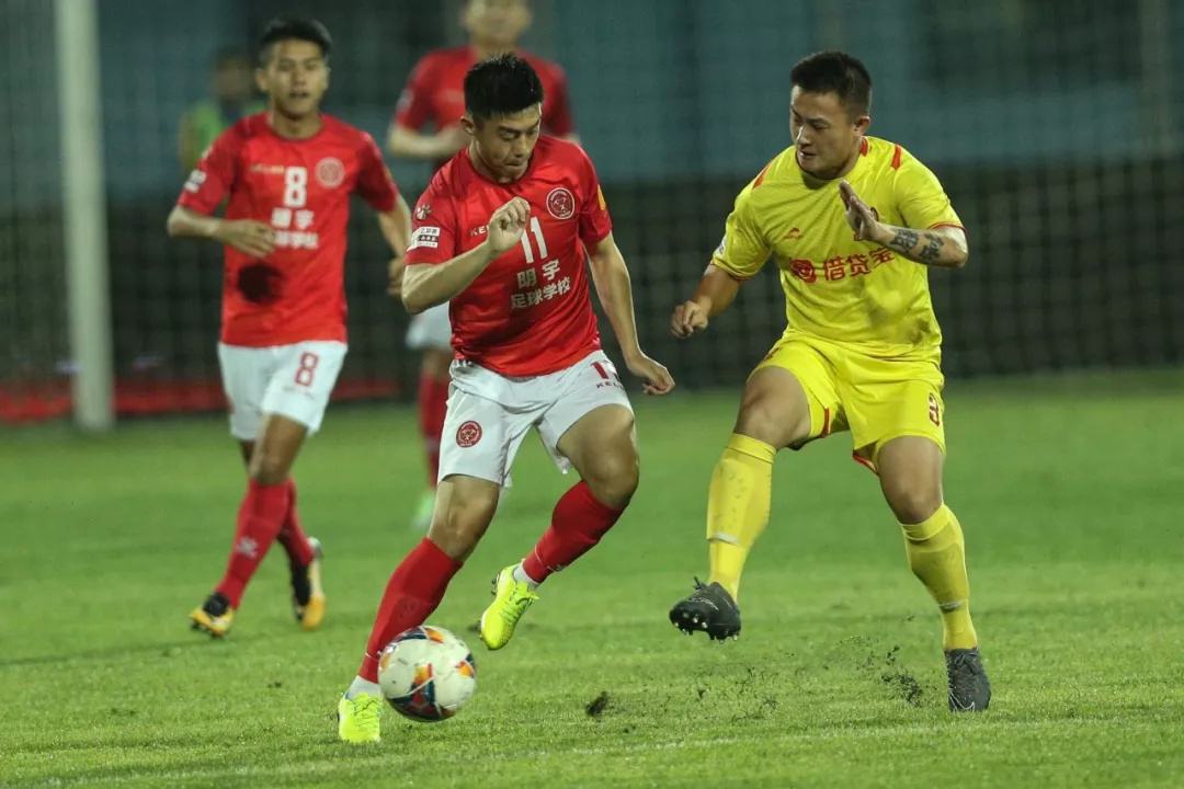 重庆足球的风雨历程,重庆足球独撑大旗