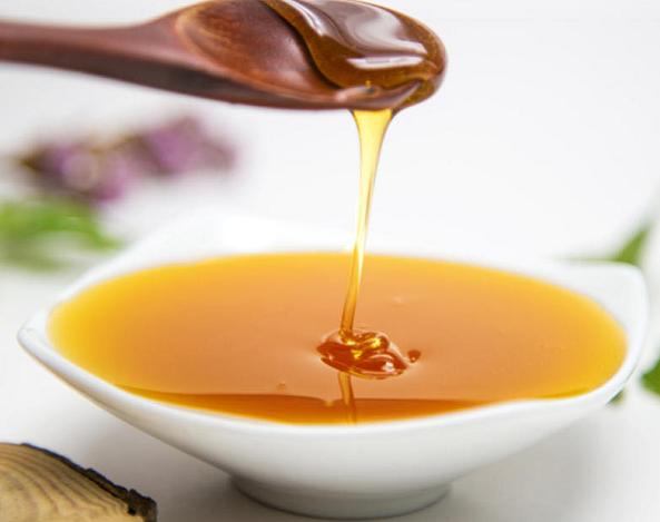 枇杷结晶蜜怎么食用,枇杷蜂蜜是什么样的