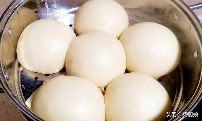 蒸馒头只加发酵粉行吗,用酵母怎么蒸馒头好吃又松软