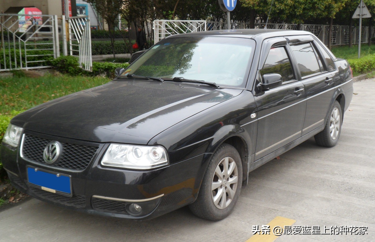 90年代最经典的车型,90年代的桑塔纳回忆
