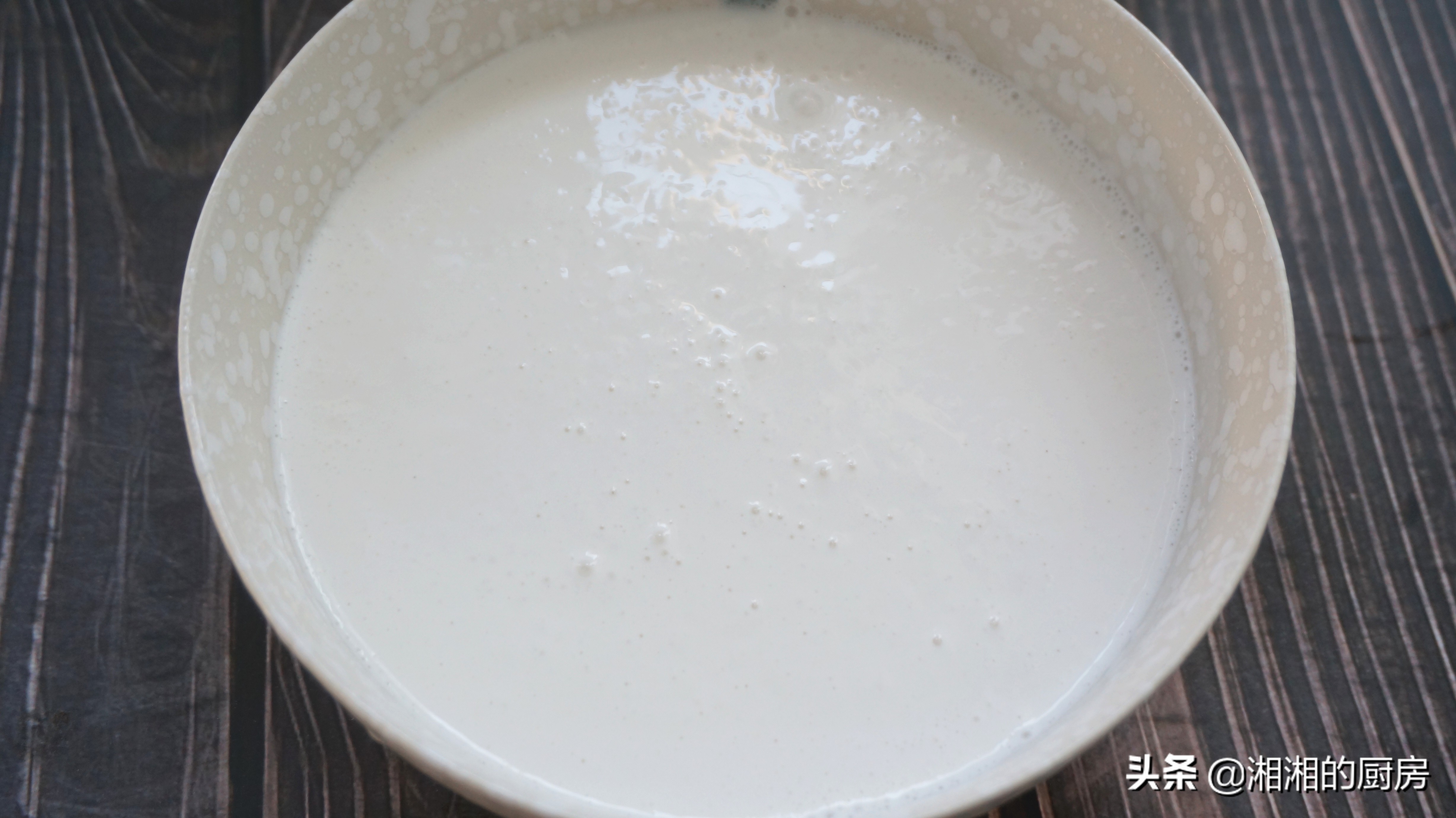 湖南手工米粉要不要泡,自做米粉不粘坨的方法