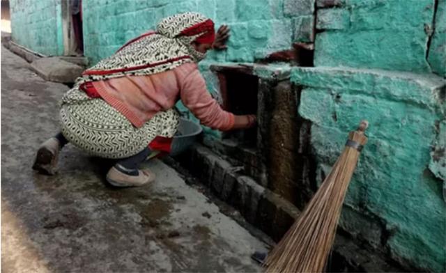 印度掏粪工死于什么病,印度掏粪工死亡率