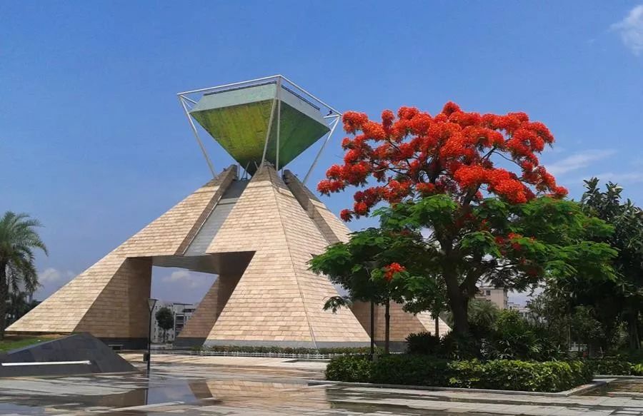 深圳平湖房价真实成交,深圳平湖房价12万平层