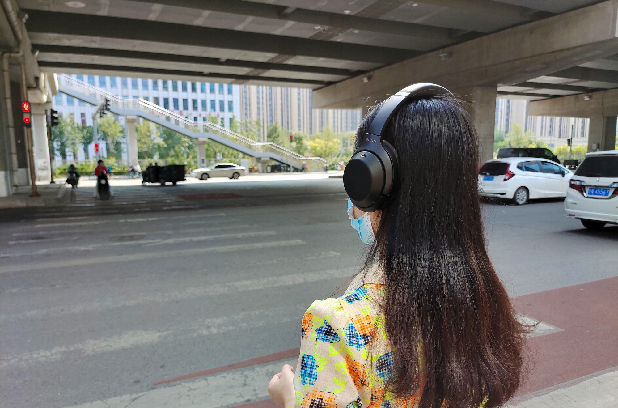 索尼降噪耳机wh-1000xm4操作,索尼头戴耳机降噪实测