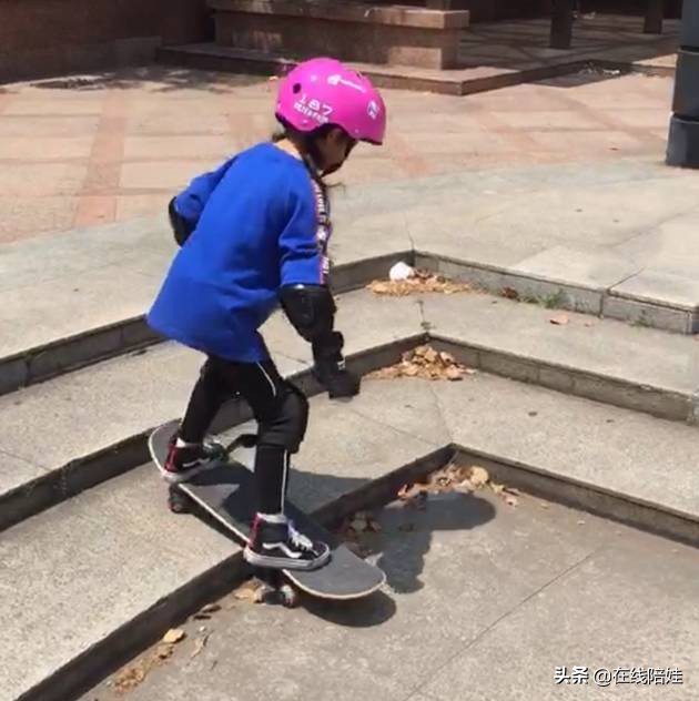 中国孩子都在玩什么运动？20个家庭陪孩子坚持体育锻炼的故事…